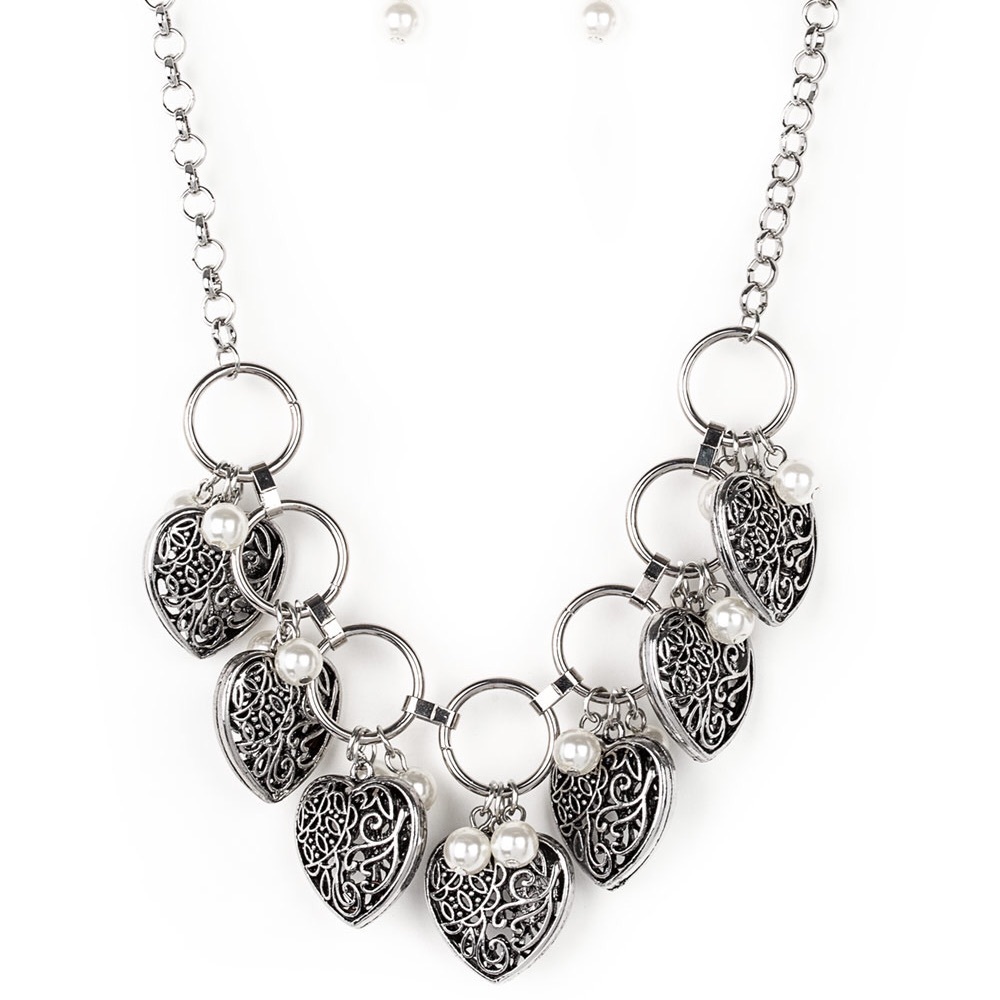 Necklace and earring set